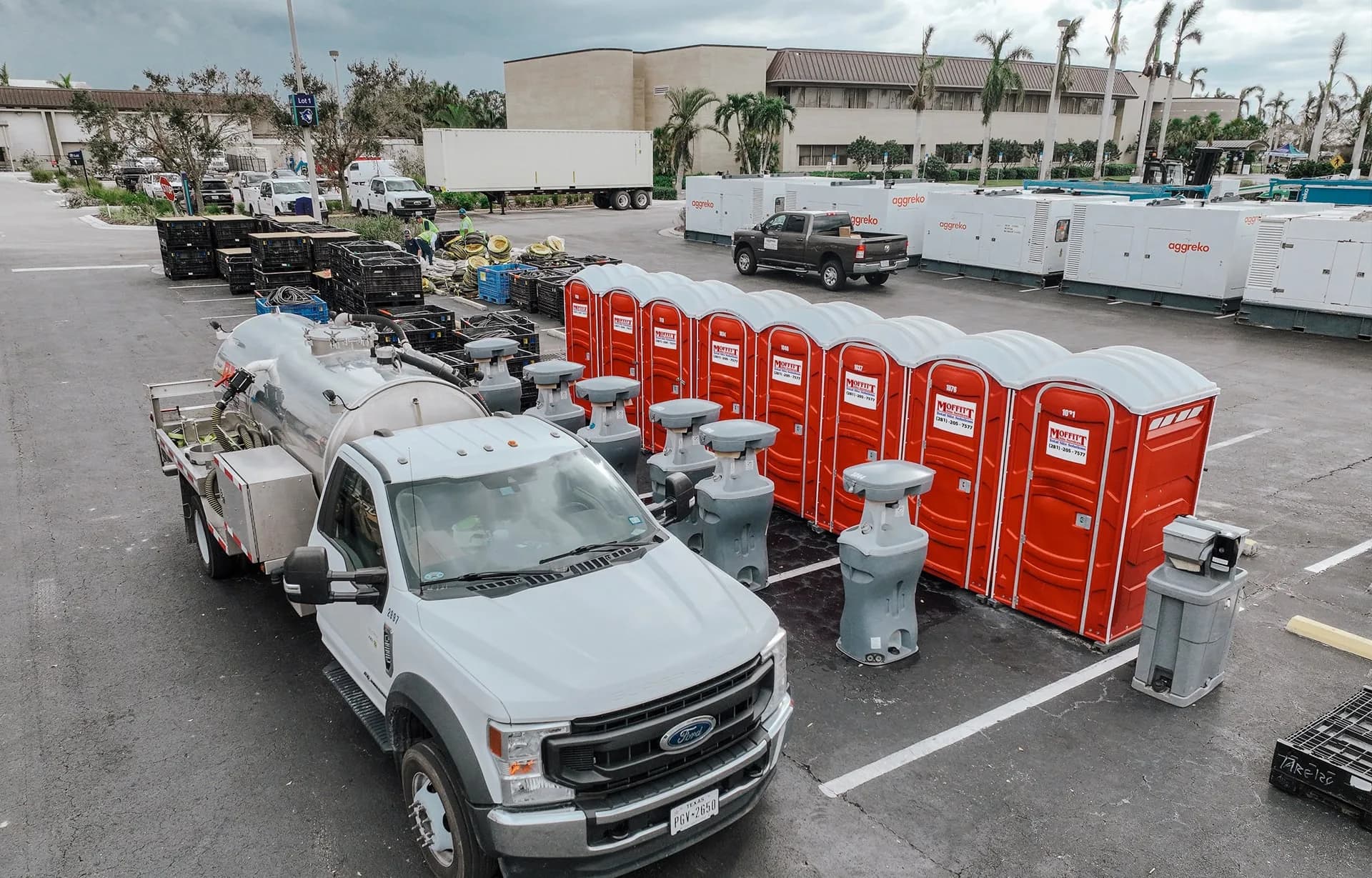 Portable Toilet Rentals for Construction Sites: Clean Sites, Safer Crews — Moffitt Services